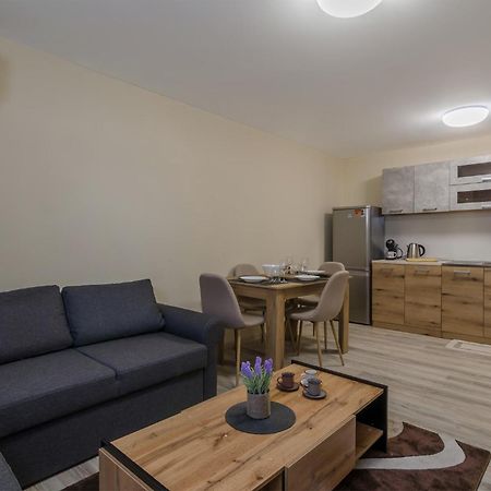 Brizy Apartamento Varna Exterior foto