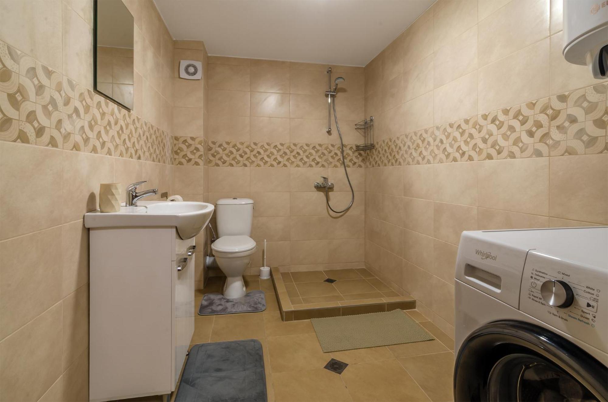 Brizy Apartamento Varna Exterior foto
